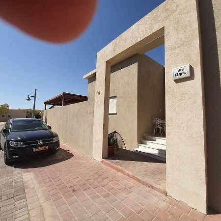 חדר במדבר Hotel Be'er Ora Buitenkant foto